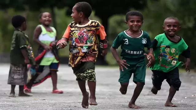 Lebih 600 Ribu Anak Papua Tak Sekolah , Apakah Yang Salah